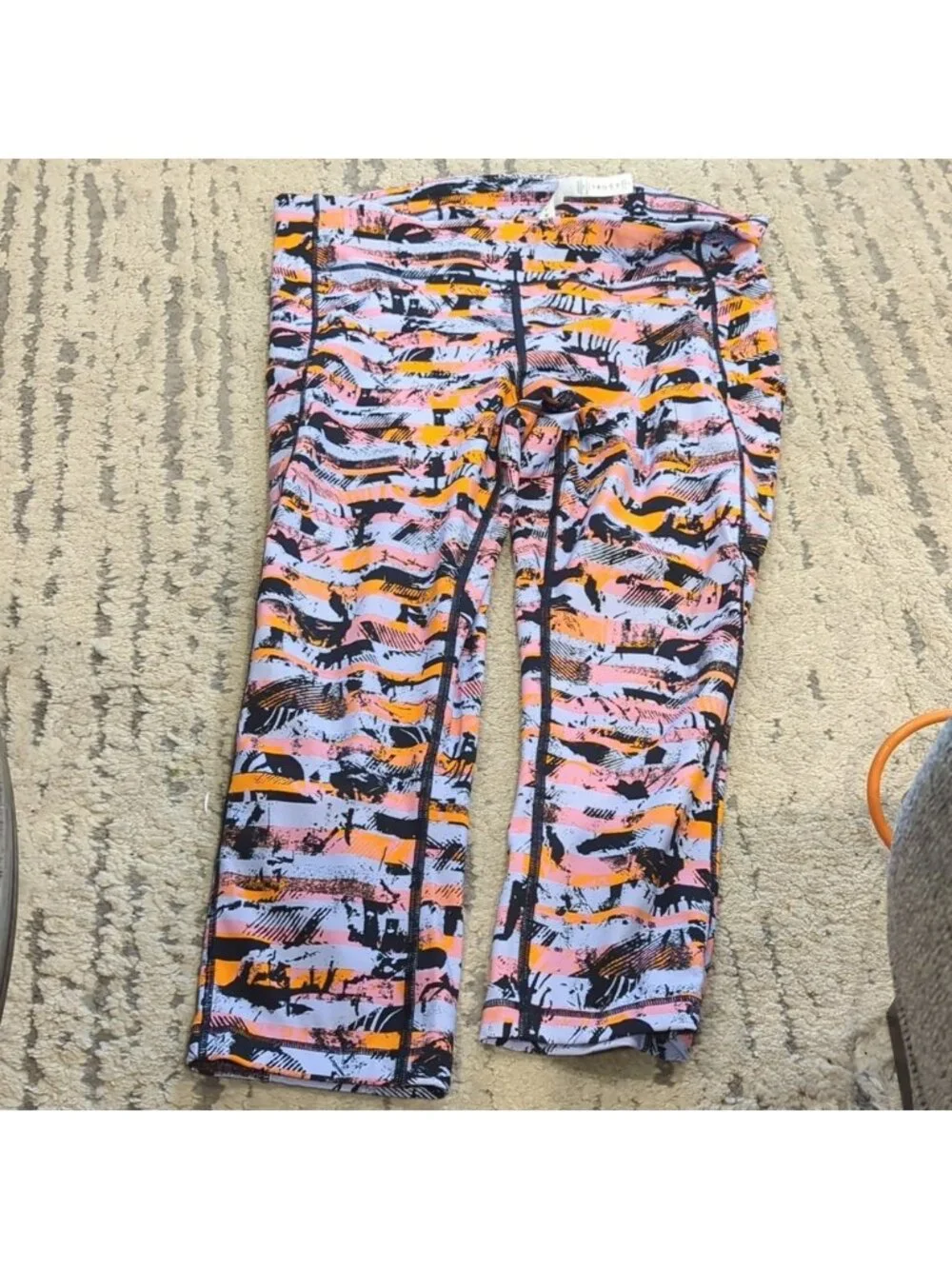 Lululemon Speed Up Crop *21